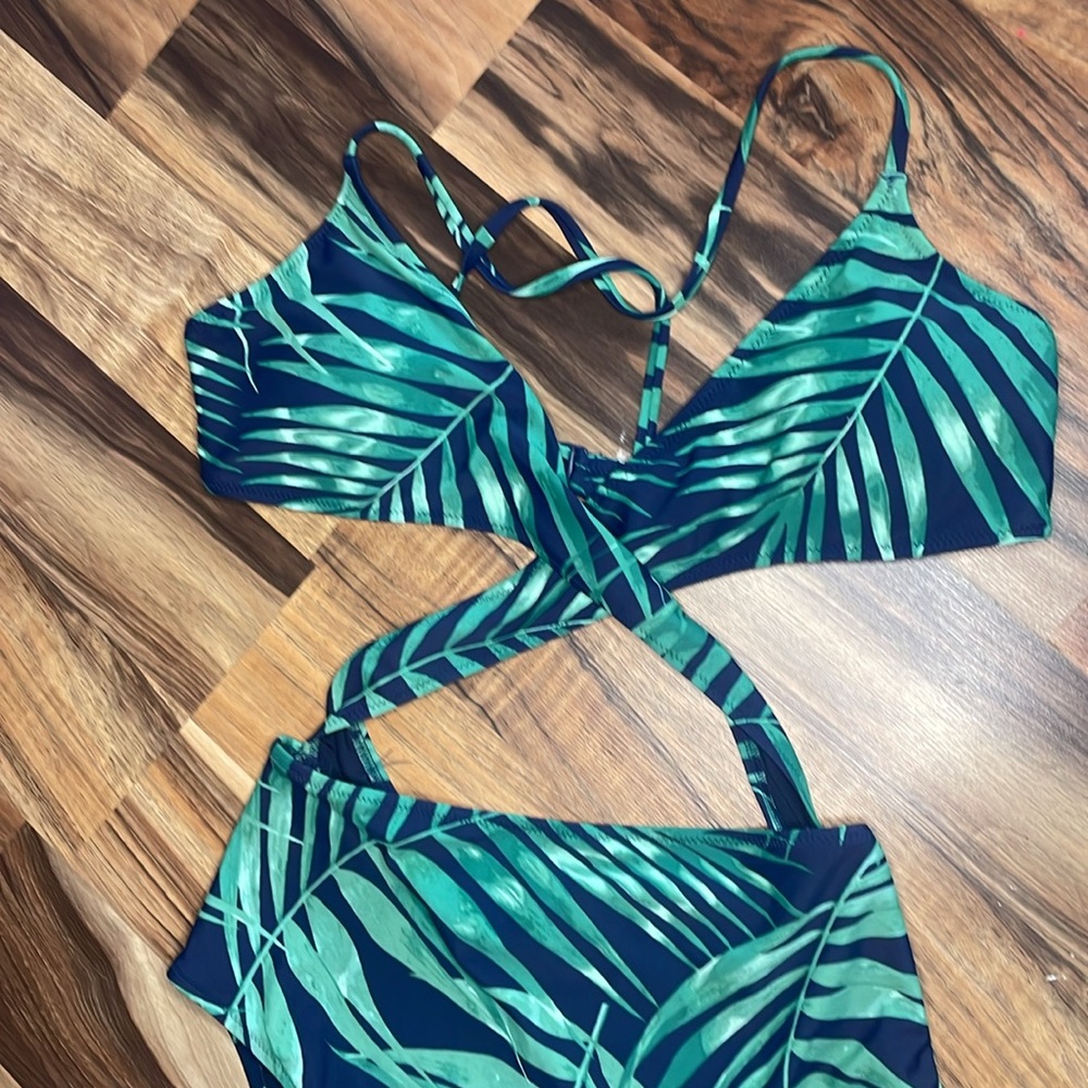 Aerie Green Palm Leaf Print One Piece Strappy Swimsuit - Picture 2 of 5